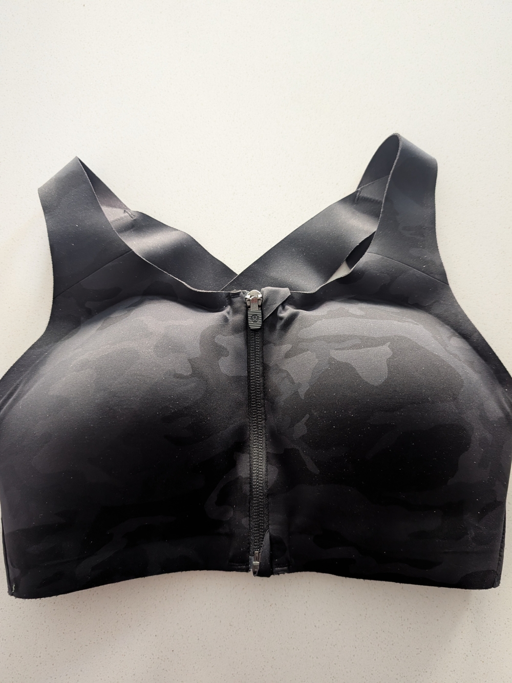 lululemon athletica Black Front-Zip Sports Bra with Subtle Camouflage